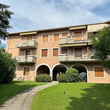 Appartement Gold Garda Desenzano à Desenzano del Garda Extérieur photo