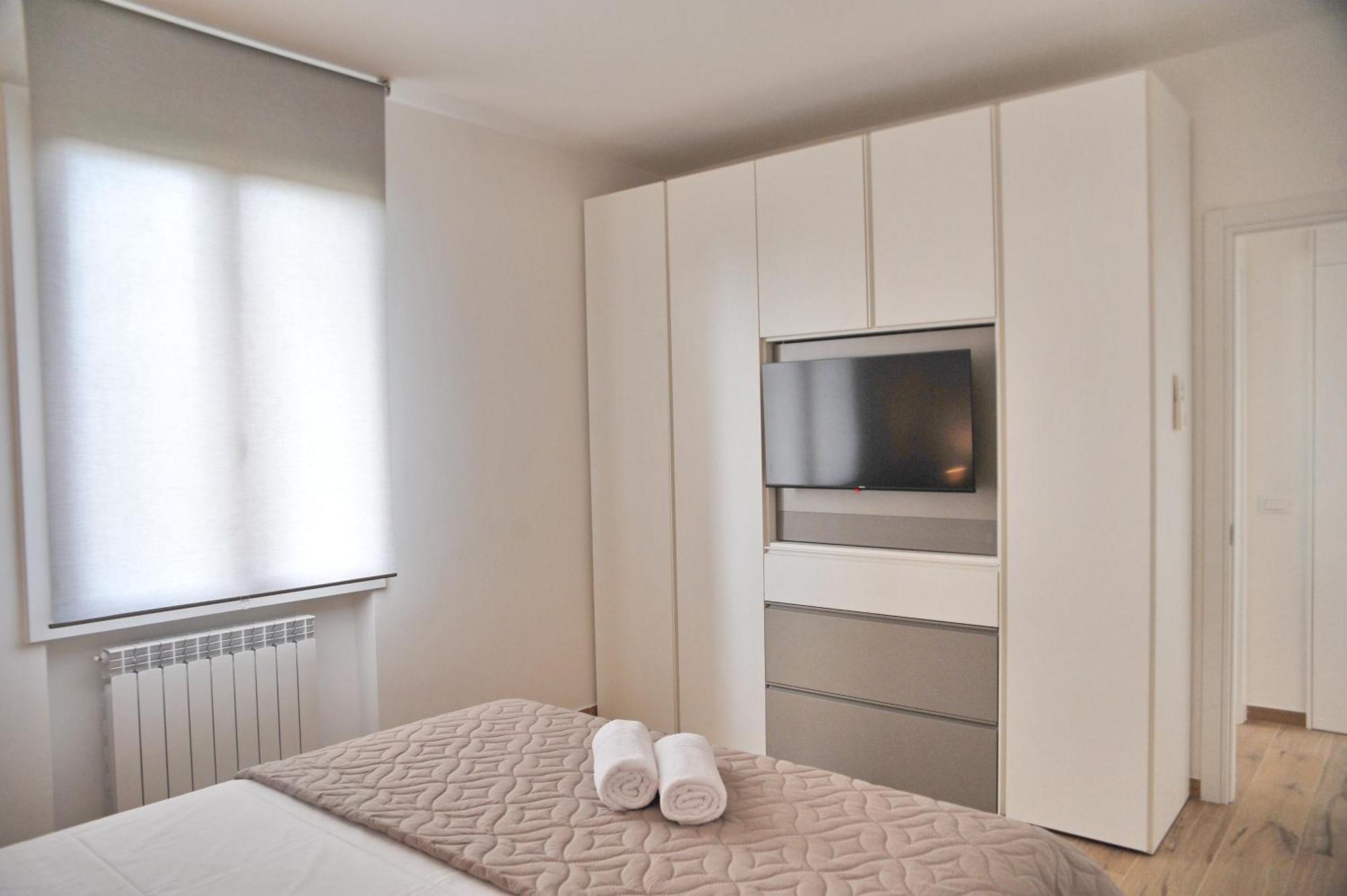 Appartement Gold Garda Desenzano à Desenzano del Garda Extérieur photo