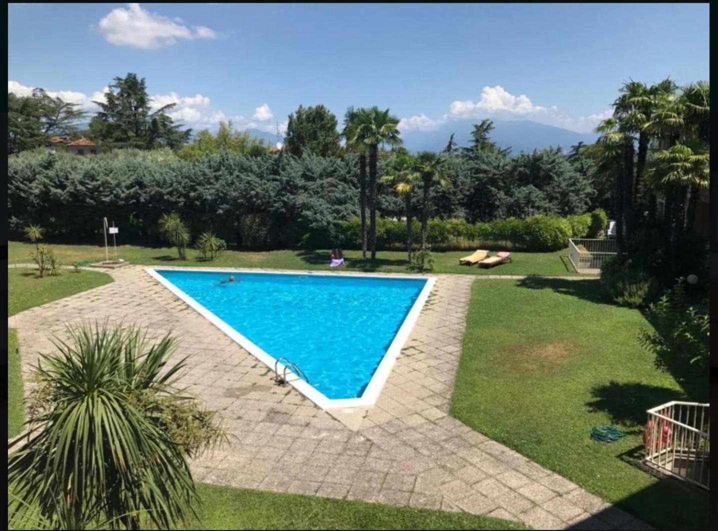 Appartement Gold Garda Desenzano à Desenzano del Garda Extérieur photo